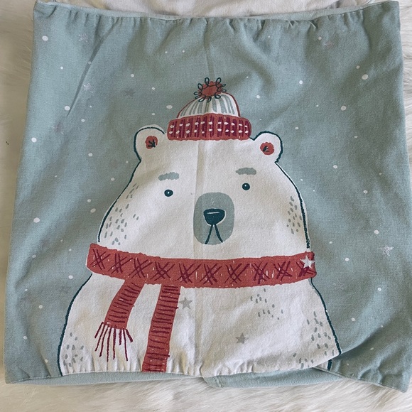 Nordstrom Rack Pillow Covers - Picture 2 of 7